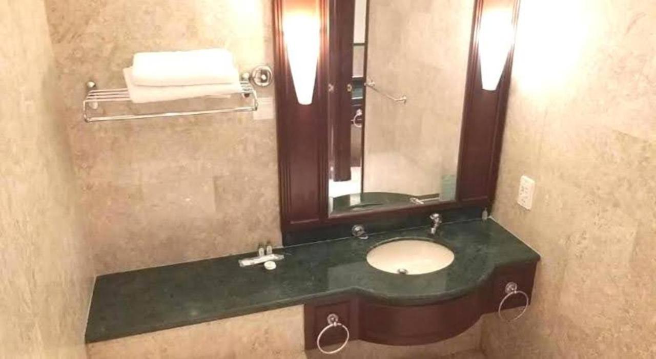 Plaza Apartment At Berjaya Times Square Kl Kuala Lumpur Exteriör bild