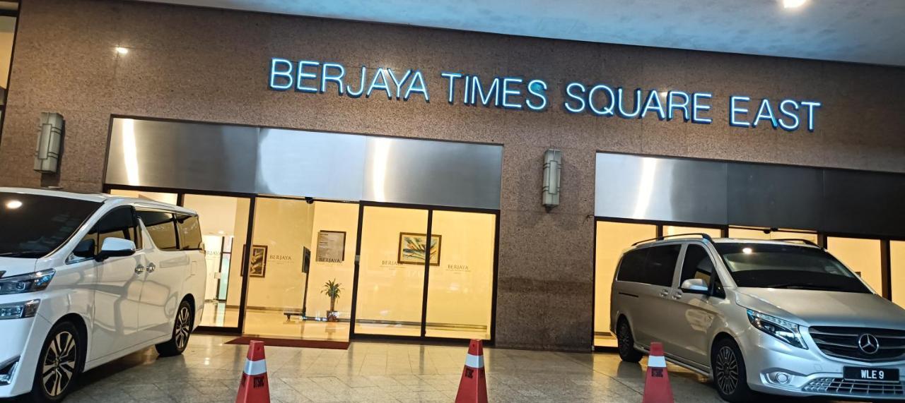 Plaza Apartment At Berjaya Times Square Kl Kuala Lumpur Exteriör bild